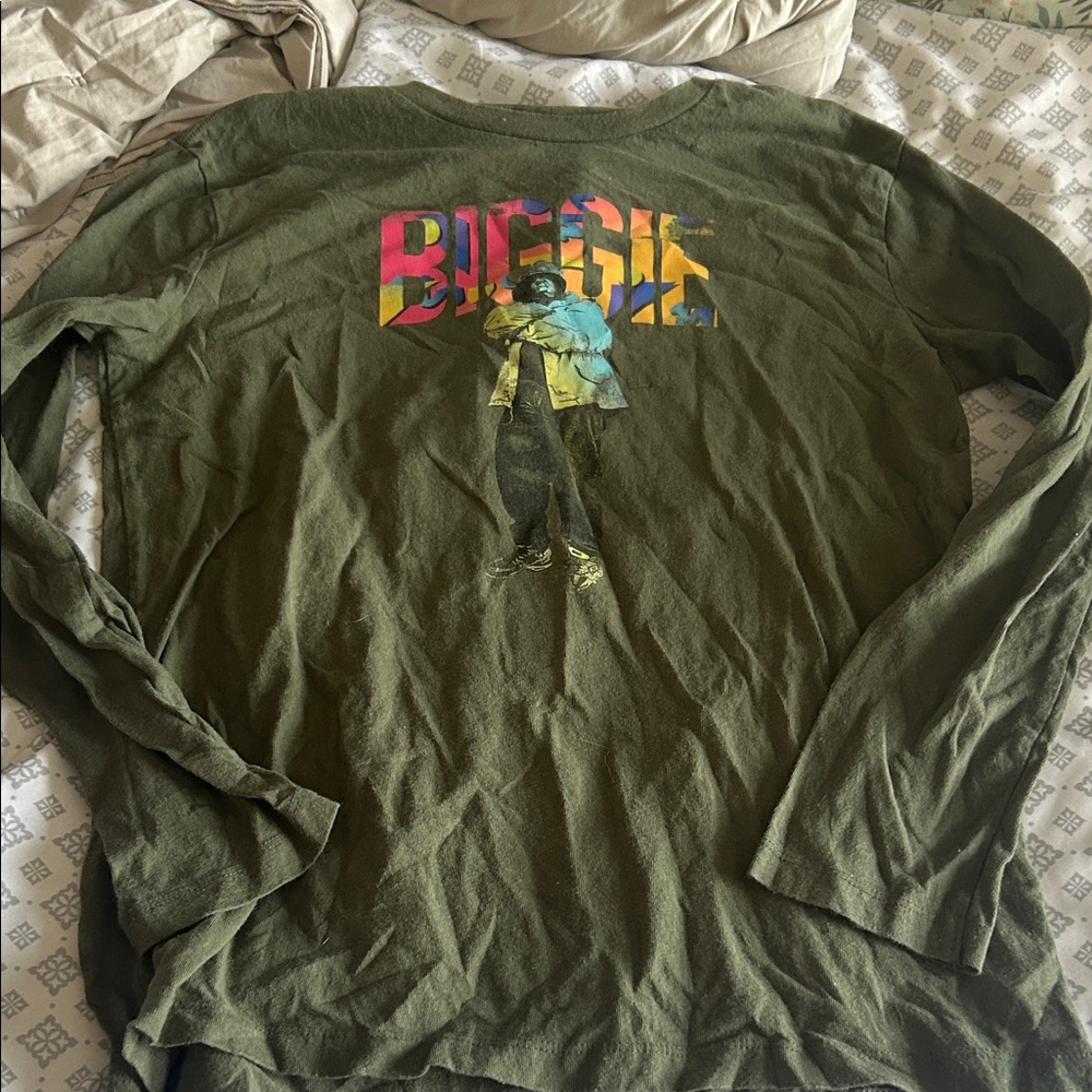 Old Navy Olive Biggie Smalls Graphic Long Sleeve Shirt - XL